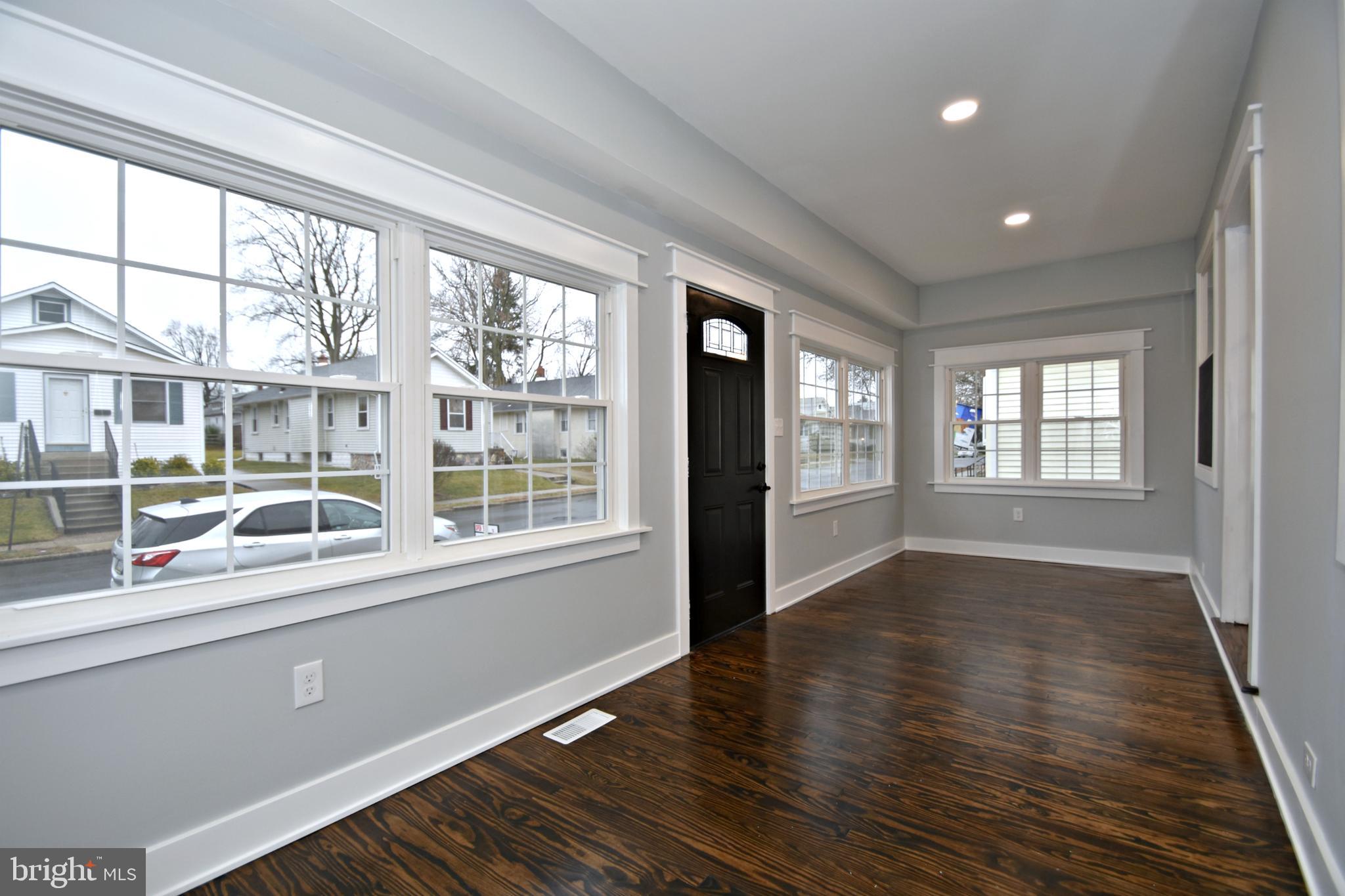 155 Yale Road Audubon, NJ 08106 - Photo 3 of 36