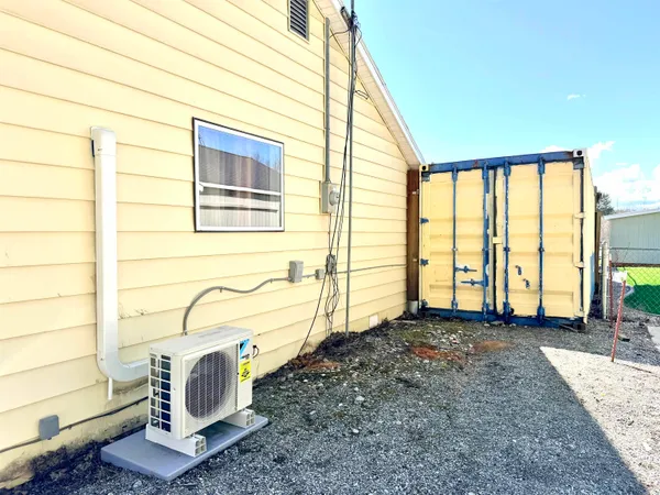 $240,000 | 609 Columbia Street, Deer Park, WA 99006