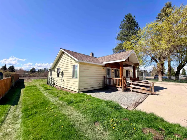 $240,000 | 609 Columbia Street, Deer Park, WA 99006