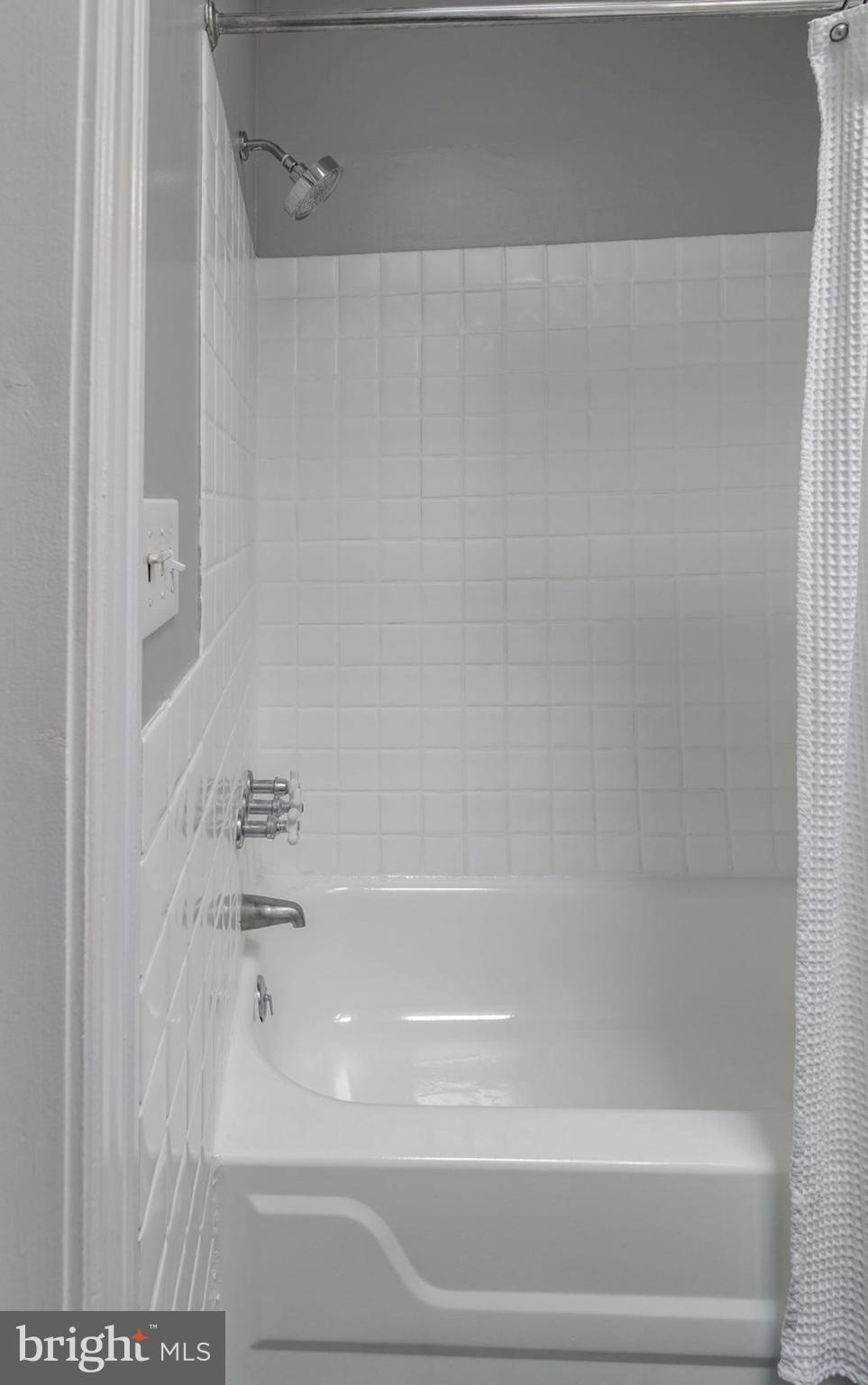 1245 Walter Street Southeast Washington, DC 20003 - Photo 12 of 17 Tub Shower