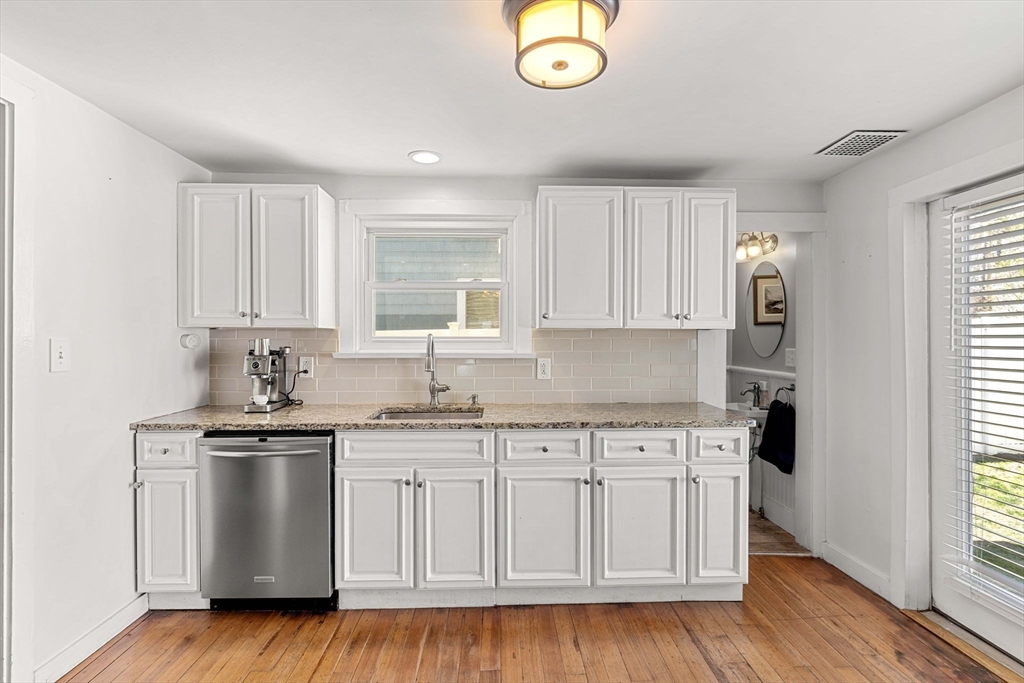 4 6th Street Ipswich, MA 01938 - Photo 4 of 29