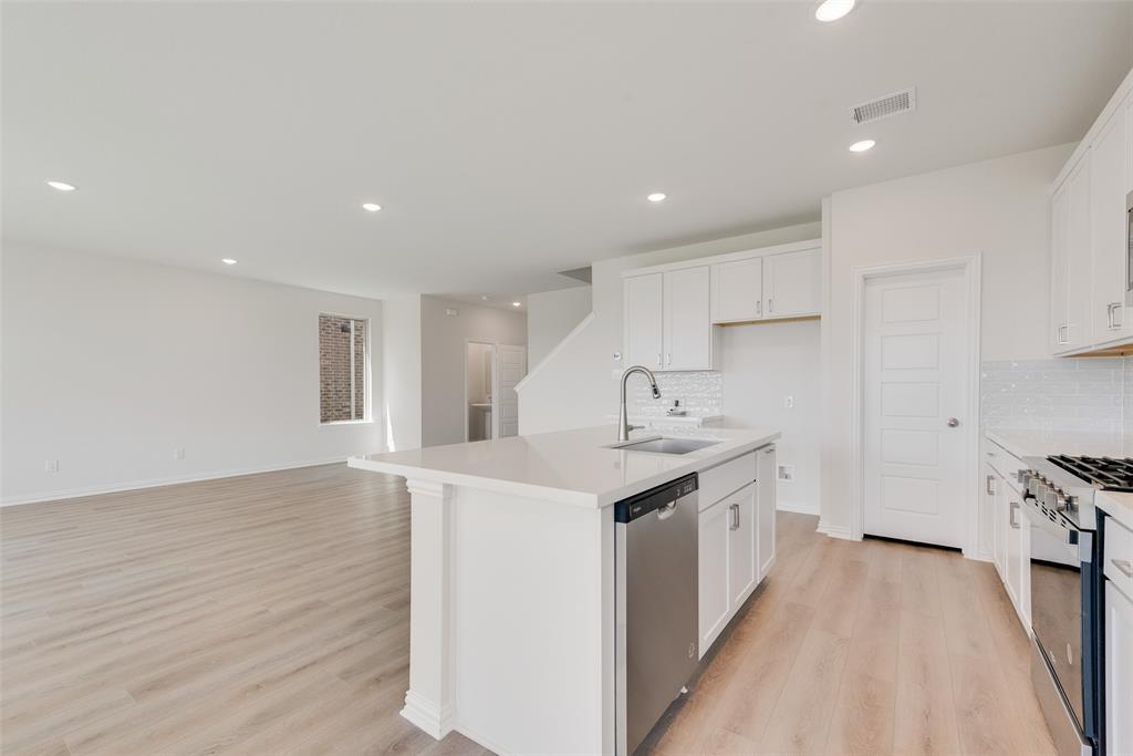 1114 Redcoat Drive Forney, TX 75126 - Photo 8 of 30