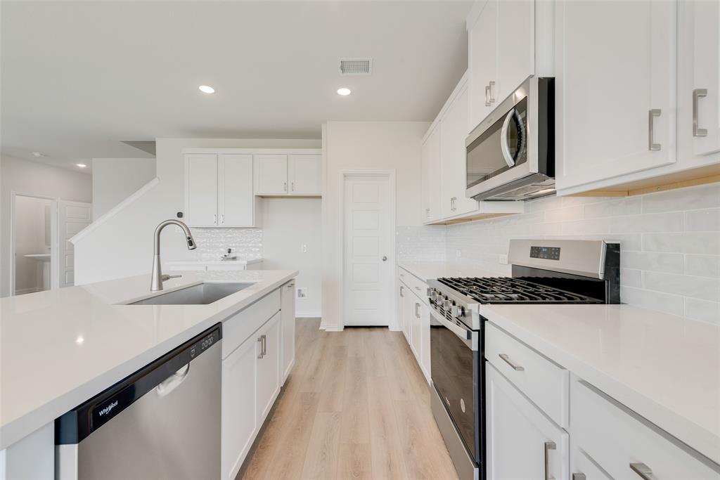 1114 Redcoat Drive Forney, TX 75126 - Photo 10 of 30