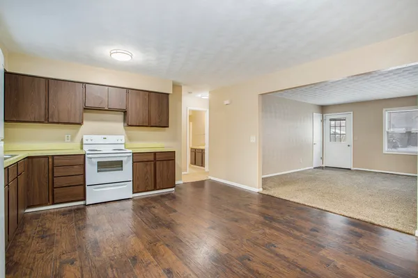 $264,888 | 143 Floral Avenue, Plainwell, MI 49080