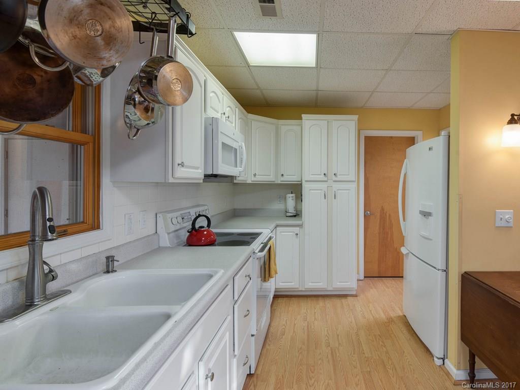 355 Flat Top Mountain Road, Unit 58 Fairview, NC 28730 - Photo 11 of 24 Gallery Image 11
