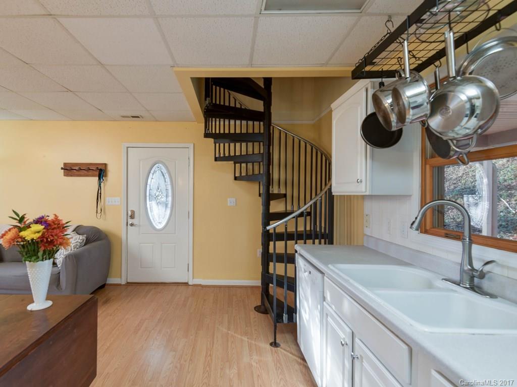 355 Flat Top Mountain Road, Unit 58 Fairview, NC 28730 - Photo 12 of 24 Gallery Image 12