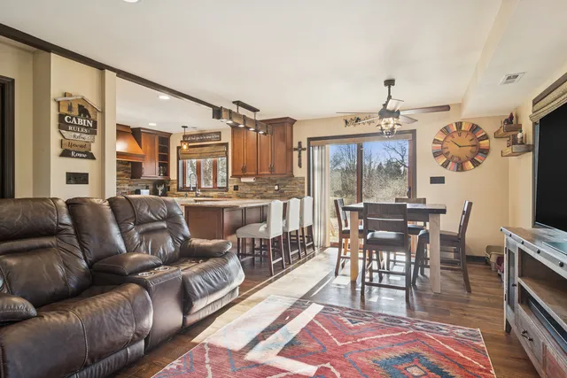 $374,500 | 9510 Martin Drive, Spring Grove, IL 60081