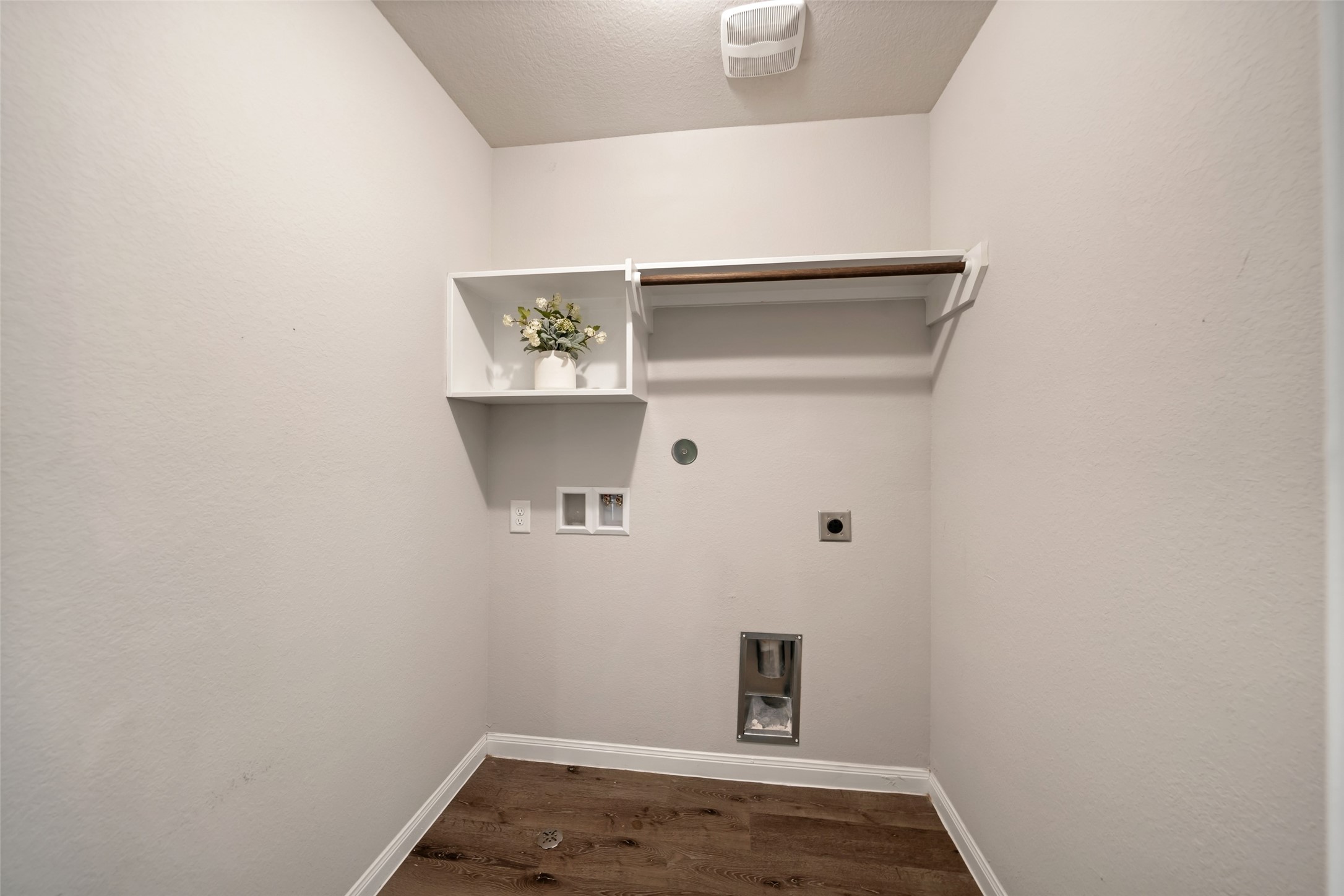 3628 Cub Drive Conroe, TX 77301 - Photo 28 of 32 Laundry room is conveniently located upstairs with easy access to each of your 4 bedrooms. Can be closed off as well.