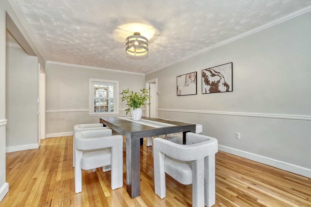34 Fells Road Winchester, MA 01890 - Photo 16 of 42 Gallery Image 16