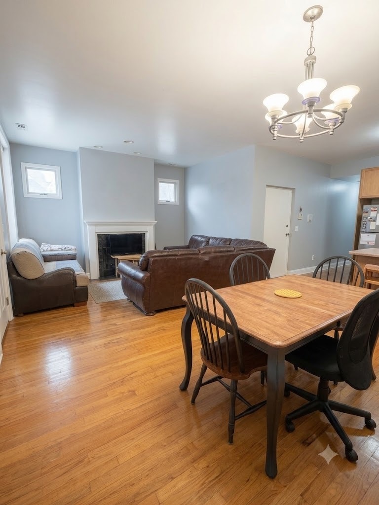 1133 West Taylor Street, Unit 3 Chicago, IL 60607 - Photo 3 of 13