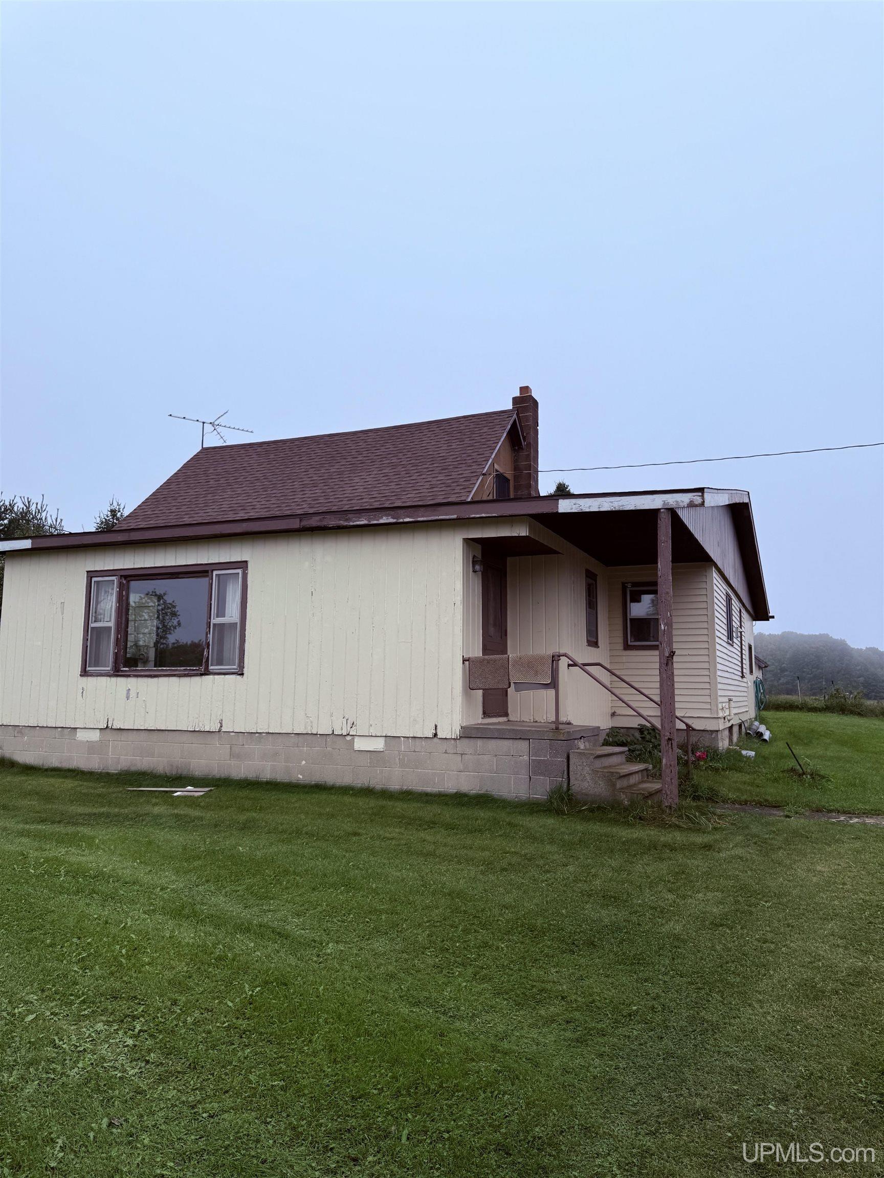 5823 Hallstrom Road Skandia, MI 49885 - Photo 17 of 50