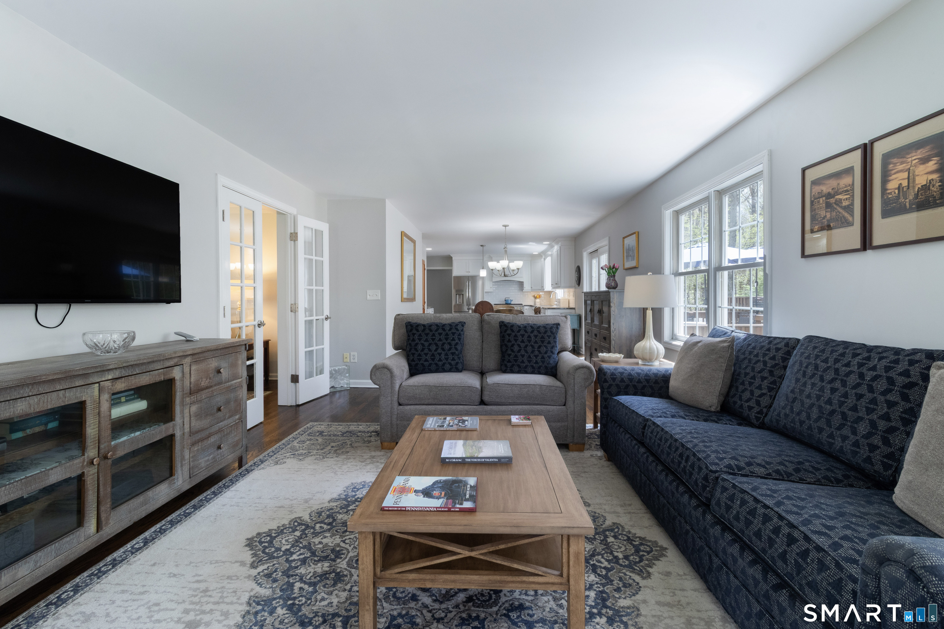 51 Fawn Hill Road Killingworth, CT 06419 - Photo 12 of 37 plenty of seating for family gatherings