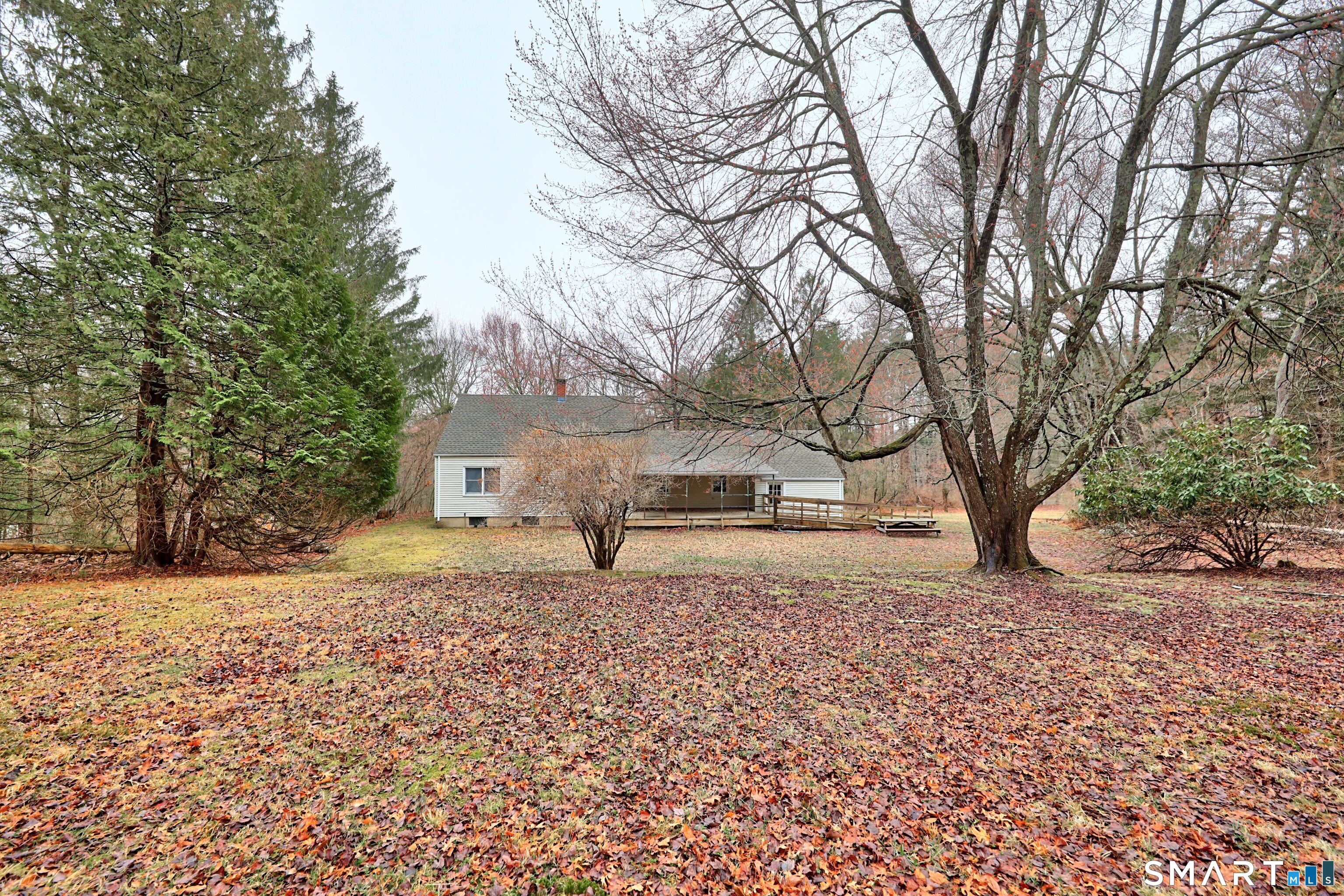 126 Main Street North Bethlehem, CT 06751 - Photo 5 of 38