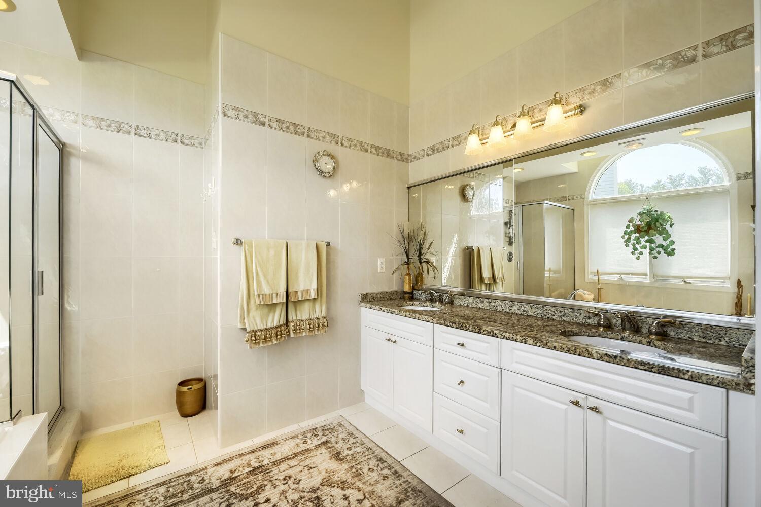 17 Stablemere Court Baltimore, MD 21209 - Photo 25 of 33 Primary Bathroom
