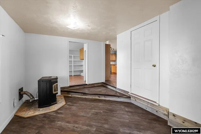 $265,000 | 276 North 6th Avenue, Mills, WY 82604