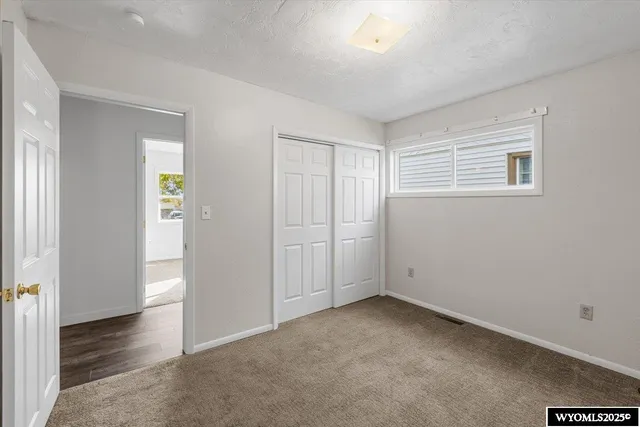 $265,000 | 276 North 6th Avenue, Mills, WY 82604