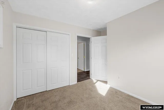 $265,000 | 276 North 6th Avenue, Mills, WY 82604