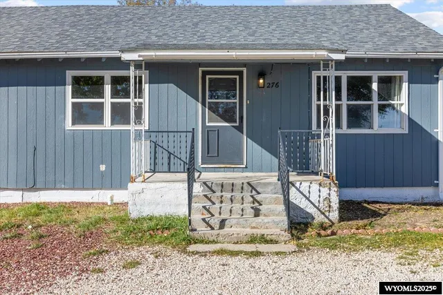 $265,000 | 276 North 6th Avenue, Mills, WY 82604