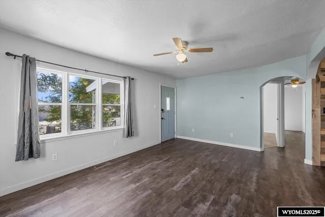 $265,000 | 276 North 6th Avenue, Mills, WY 82604