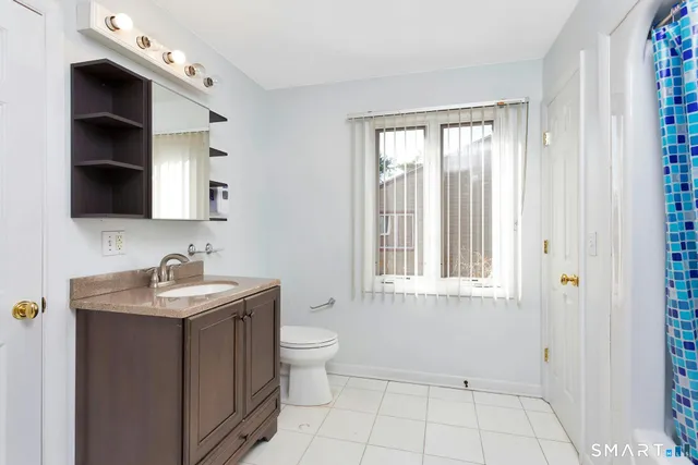 $4,200 | 192 Frenchtown Road, Bridgeport, CT 06606