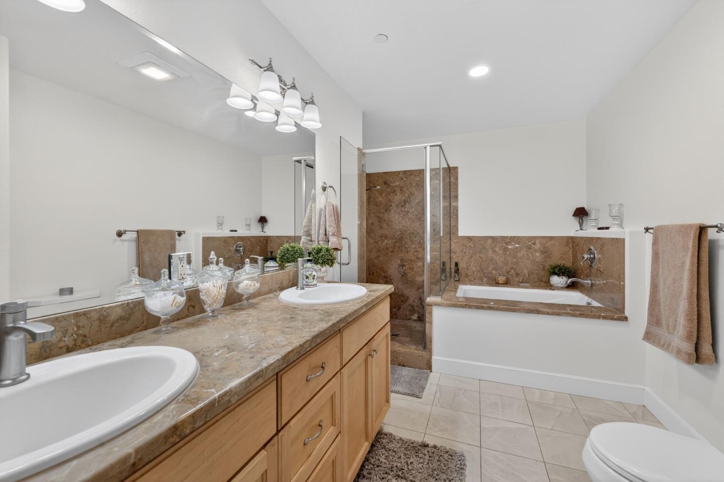 951 South Wolfe Road Sunnyvale, CA 94086 - Photo 29 of 39