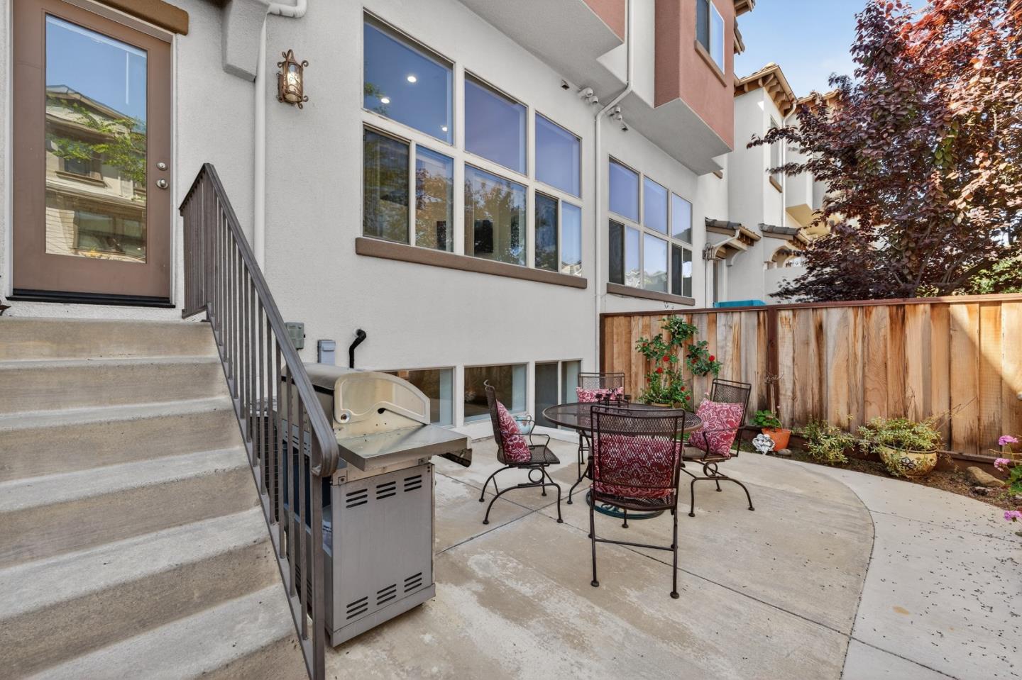 951 South Wolfe Road Sunnyvale, CA 94086 - Photo 3 of 39