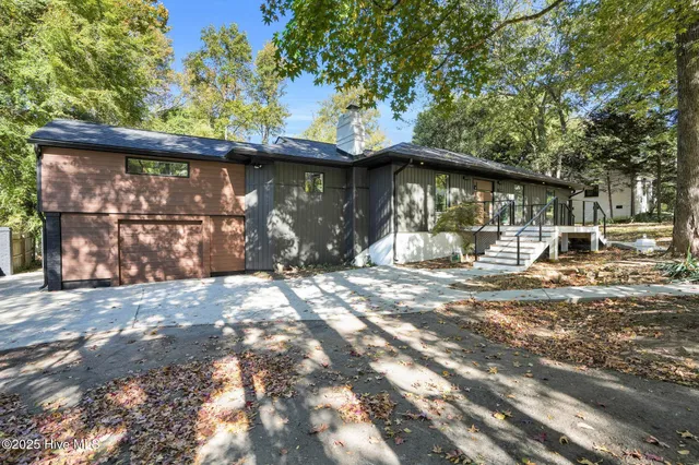 $1,190,000 | 3301 Archdale Drive, Charlotte, NC 28210