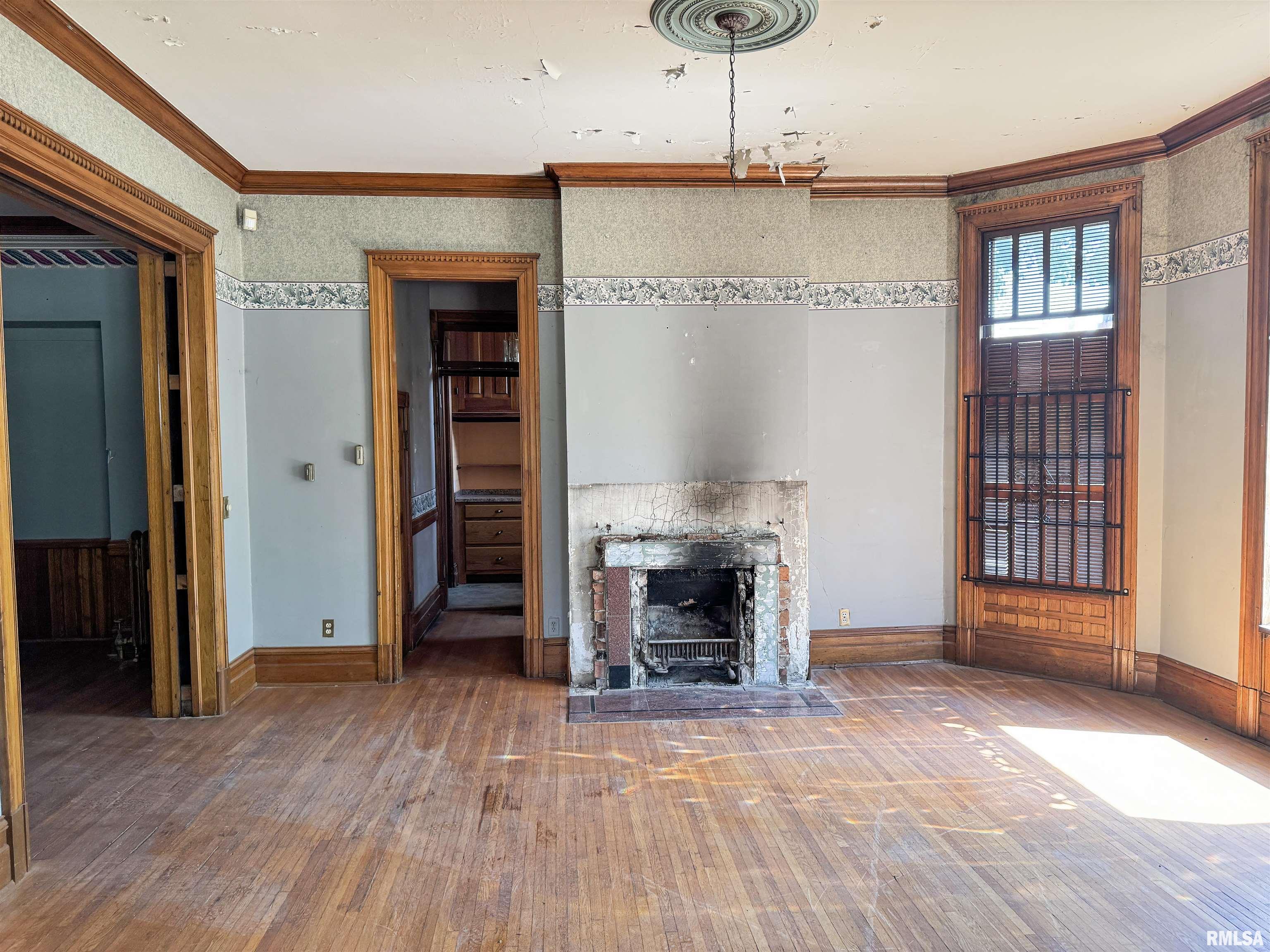 300 West Prairie Avenue Decatur, IL 62522 - Photo 5 of 18 Gallery Image 5