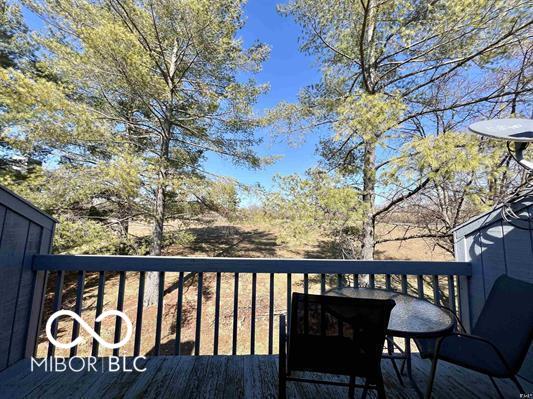 9133 South Pointe Ridge Lane Bloomington, IN 47401 - Photo 6 of 15