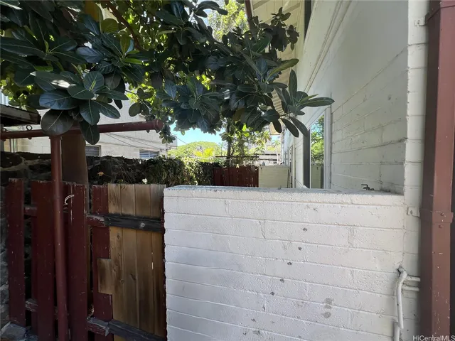 $2,500,000 | 1449 Punchbowl Street, Honolulu, HI 96813