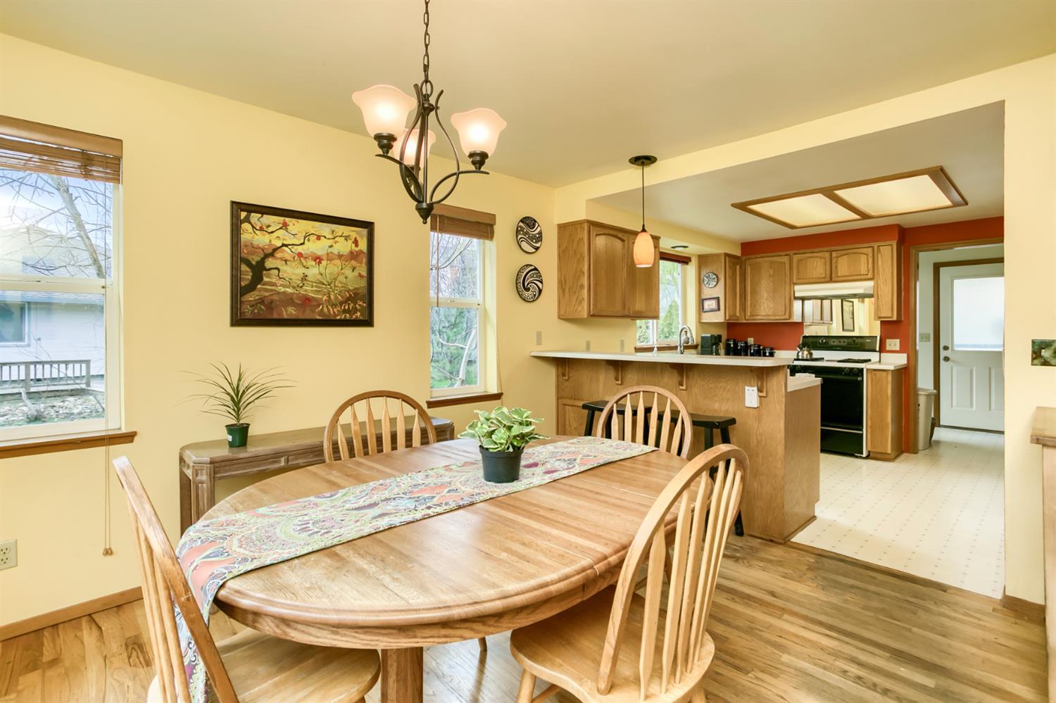 1389 Mill Pond Road Ashland, OR 97520 - Photo 12 of 29 Additional Photo