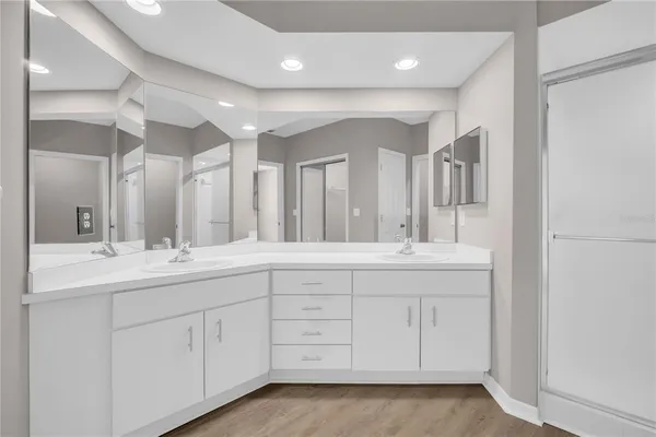 $400,000 | 11531 Shipwatch Drive, Unit 1037, Largo, FL 33774