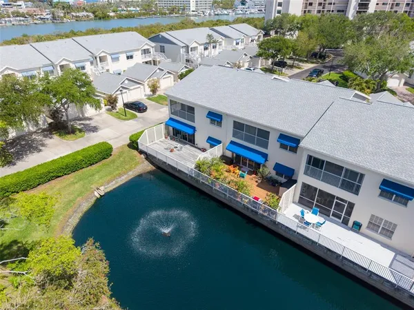 $400,000 | 11531 Shipwatch Drive, Unit 1037, Largo, FL 33774