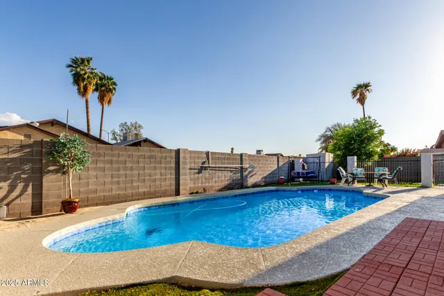 $364,900 | 3807 West Mercer Lane, Phoenix, AZ 85029