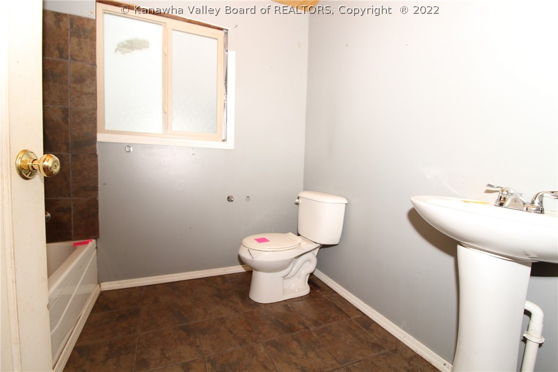 5497 Wallback Road Wallback, WV 25285 - Photo 7 of 11 Gallery Image 7