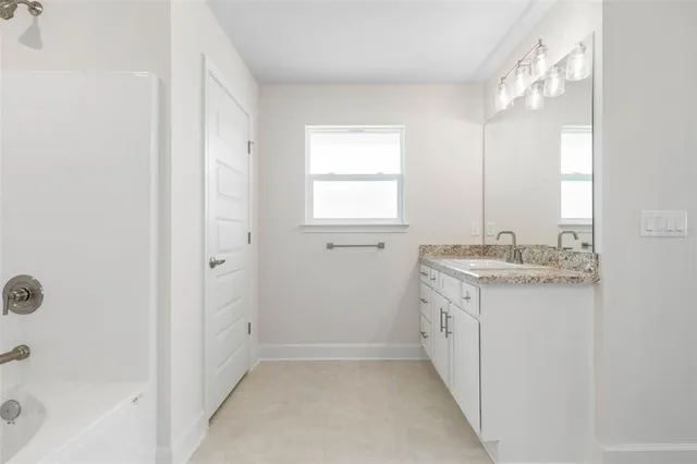 $375,900 | 128 Bird Of Paradise Drive, Palm Coast, FL 32137