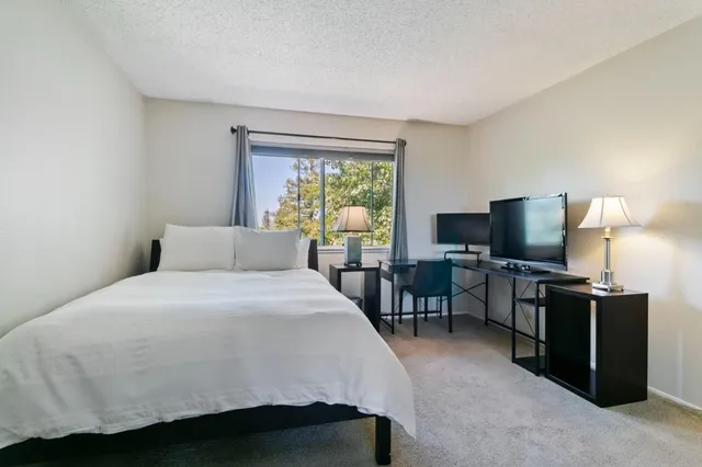 $2,795,000 | 878 Hillcrest Drive, Redwood City, CA 94062