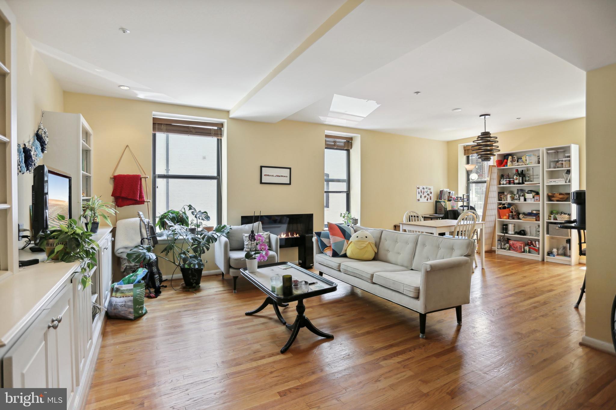 2633 Adams Mill Road Northwest, Unit 105 Washington, DC 20009 - Photo 5 of 26 Gallery Image 5