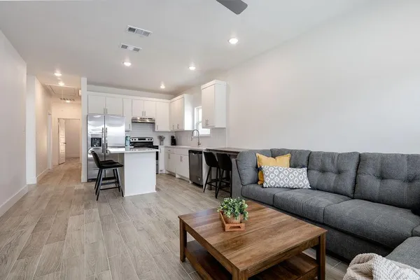 $2,200 | 709 Fuller Street, Sulphur Springs, TX 75482