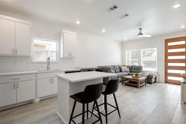 $2,200 | 709 Fuller Street, Sulphur Springs, TX 75482