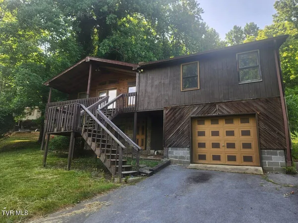 $200,000 | 1111 Berry Road, Elizabethton, TN 37643