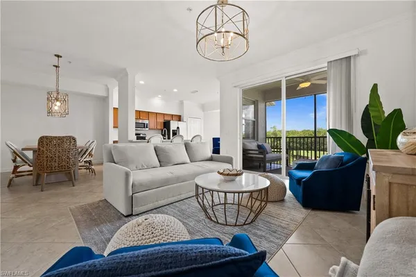 $6,500 | 10345 Heritage Bay Boulevard, Unit 2046, Naples, FL 34120