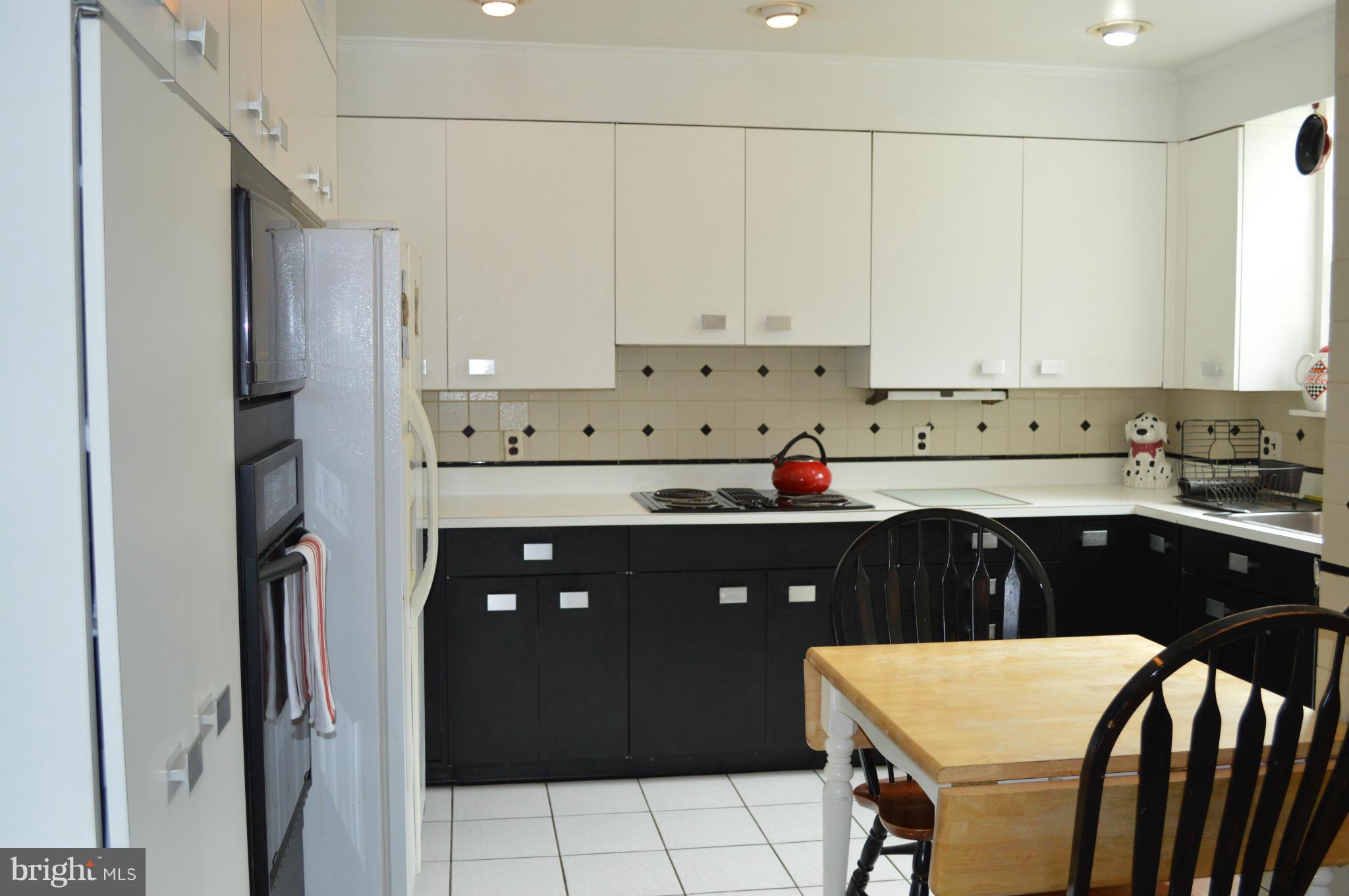 3501 Shelburne Road Baltimore, MD 21208 - Photo 14 of 21 Kitchen