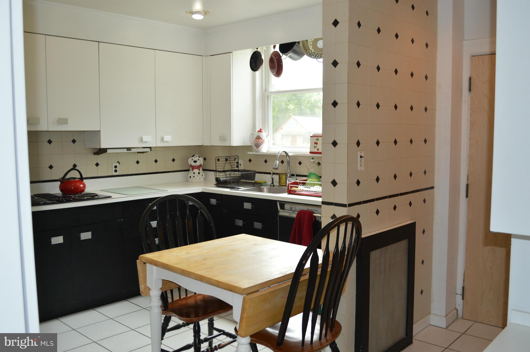 3501 Shelburne Road Baltimore, MD 21208 - Photo 15 of 21 Kitchen