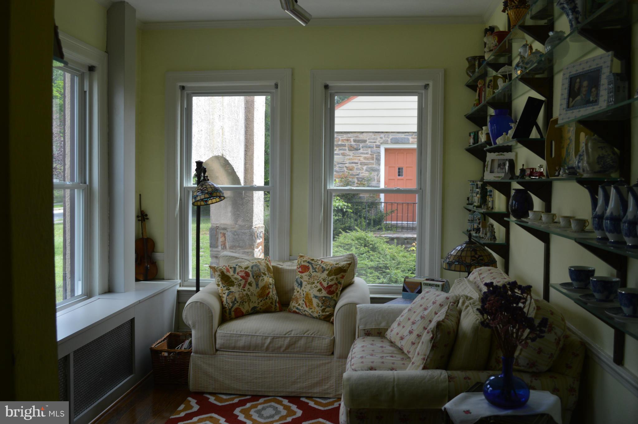 3501 Shelburne Road Baltimore, MD 21208 - Photo 8 of 21 Family Room
