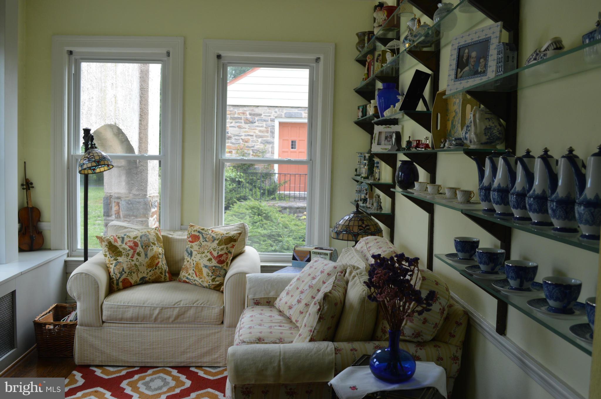3501 Shelburne Road Baltimore, MD 21208 - Photo 9 of 21 Family Room