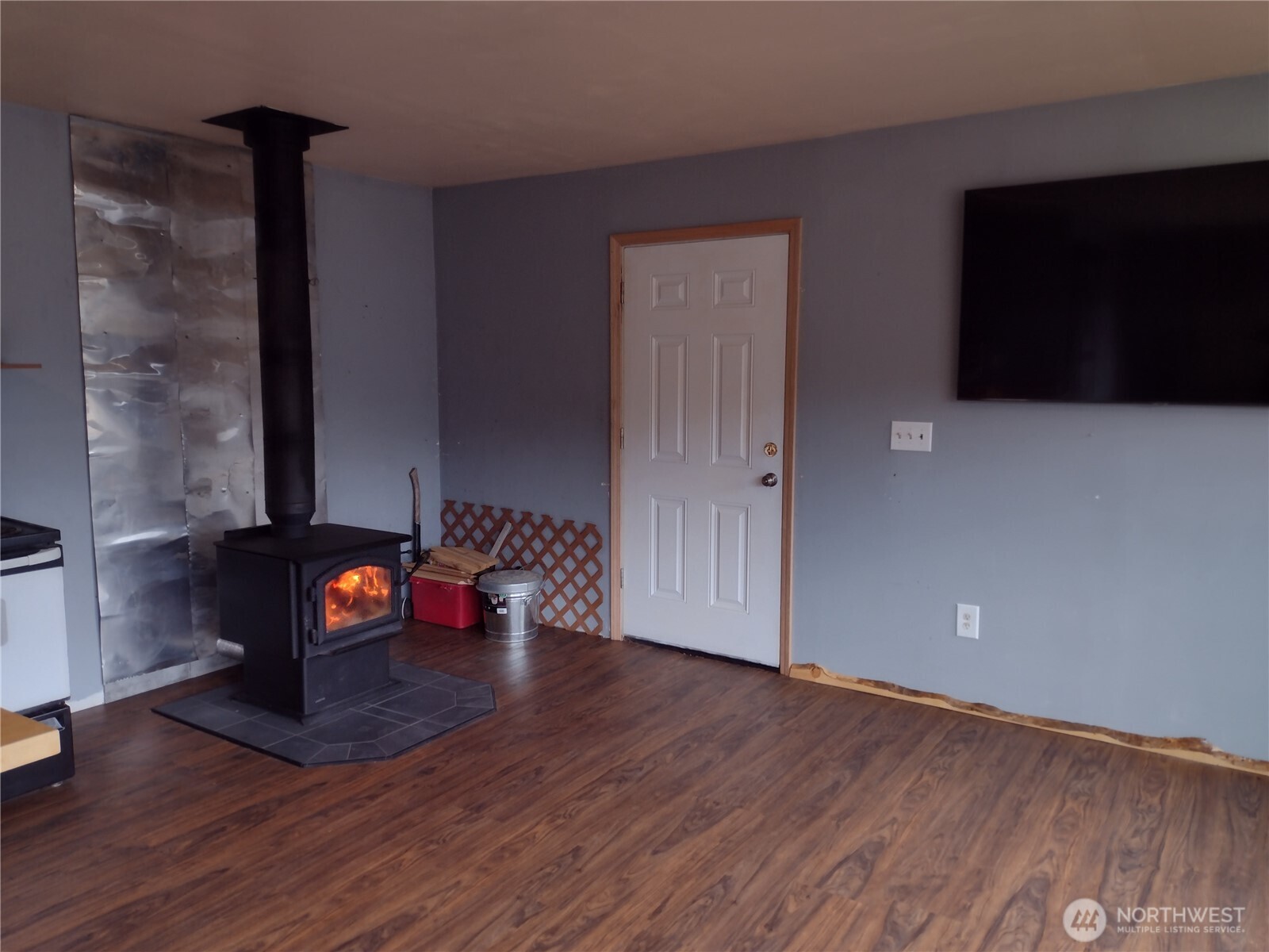 6 Tanager Lane Republic, WA 99166 - Photo 20 of 28