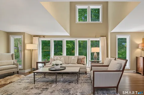$1,150,000 | 3 High Valley Road, Ridgefield, CT 06877