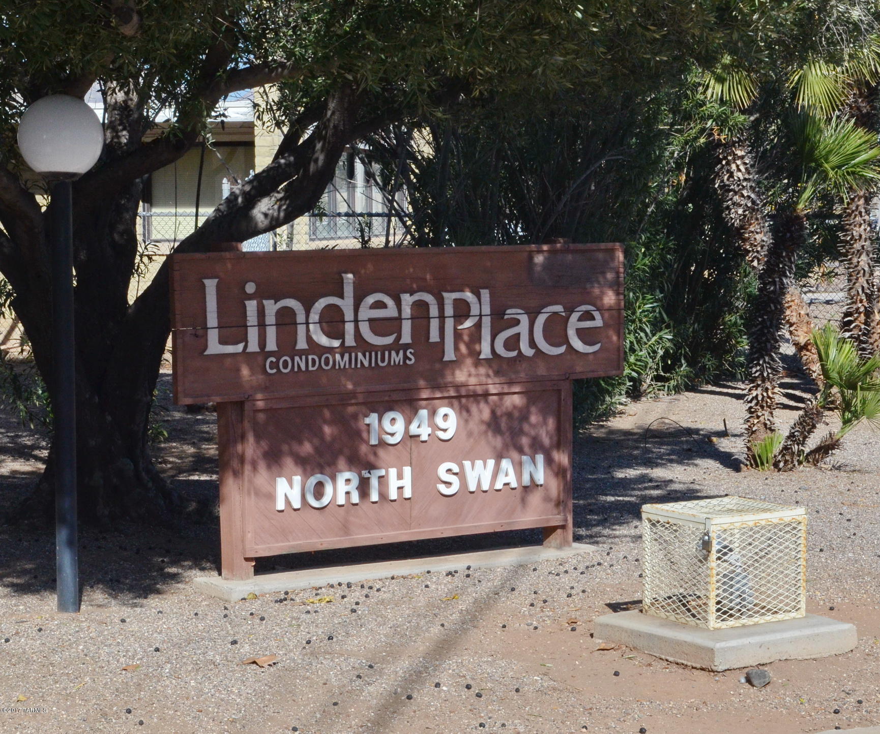 1949 North Swan Road, Unit 17 Tucson, AZ 85712 - Photo 5 of 34