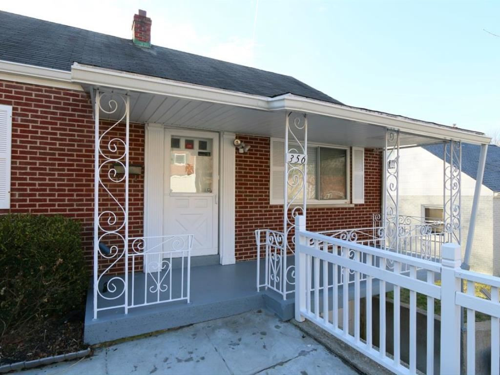 356 Riddle Place Newport, KY 41071 - Photo 2 of 22 Gallery Image 2